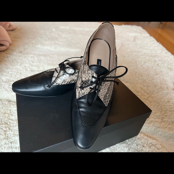 LAFAYETTE 148 Black/Snake leather Oxford shoes. - Picture 1 of 6